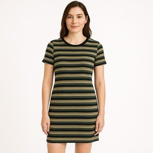 FASHION Union Women’s Shimmery Short Sleeve Knit Tunic, Size 10